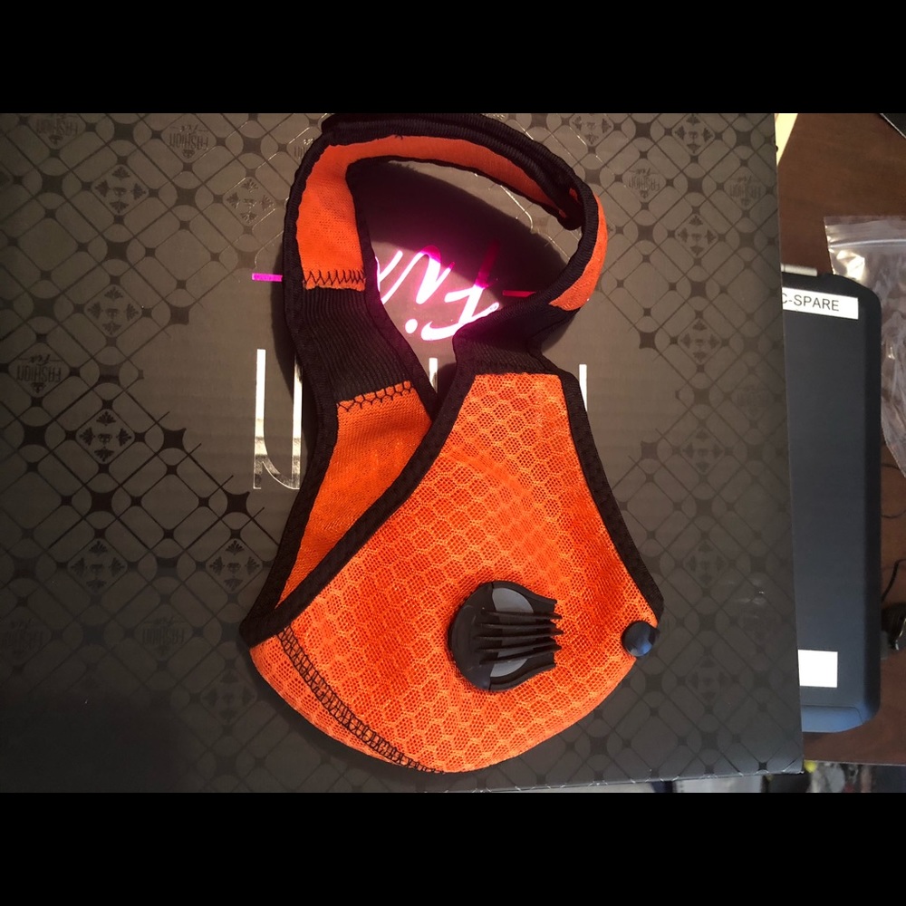 Face Mask - Picture 3 of 6